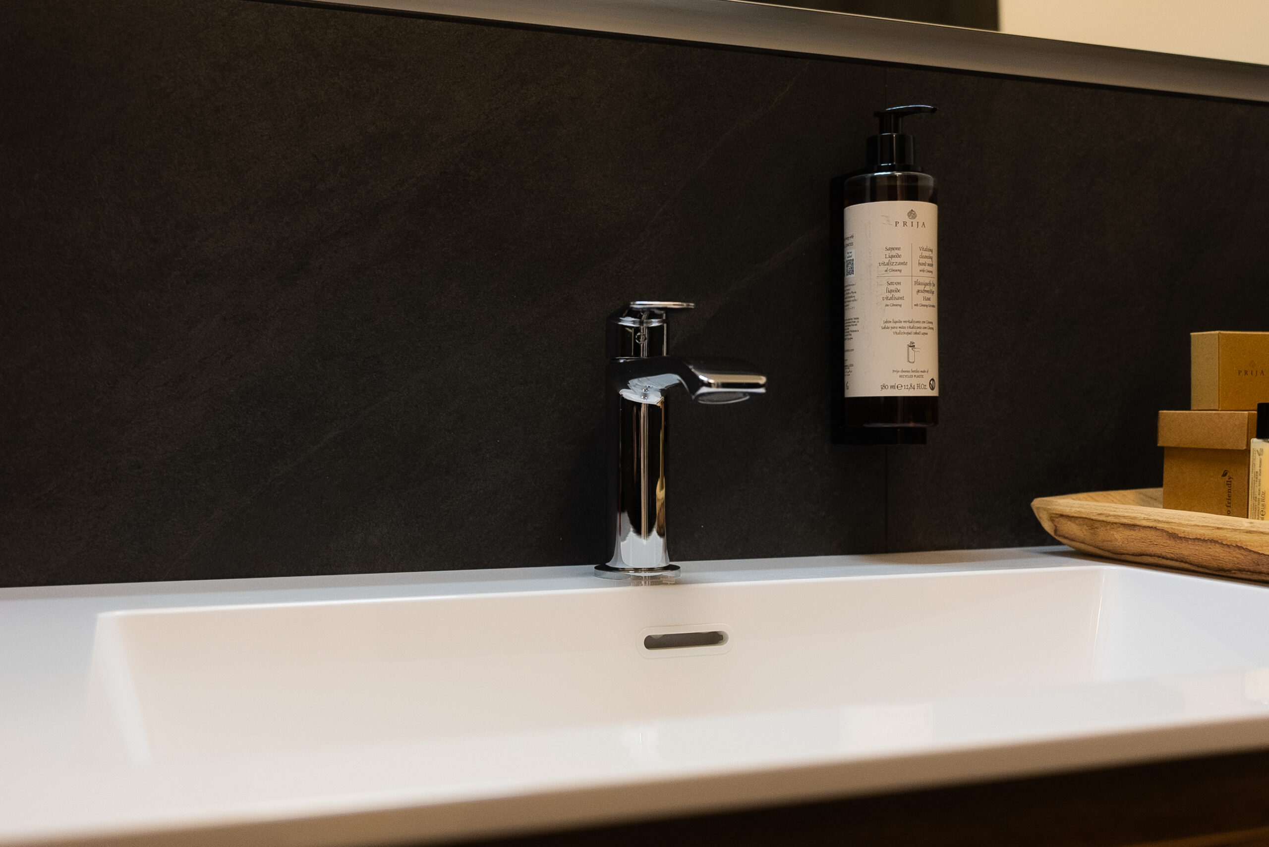 details bathroom MarVi Home